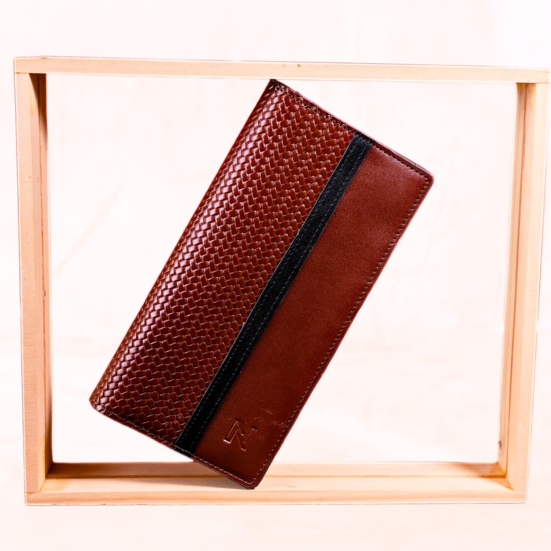 INNI-Long Pati Textured Wallet (Black) variant